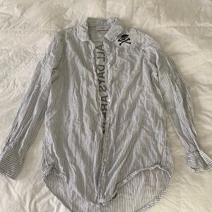 Soul Cycle Button Down. Size Medium